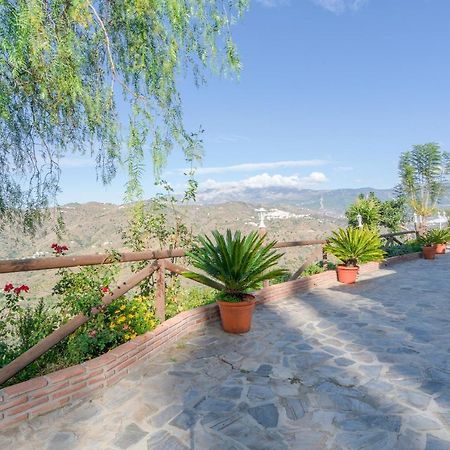Cortijo La Rijana Villa Sayalonga Ngoại thất bức ảnh