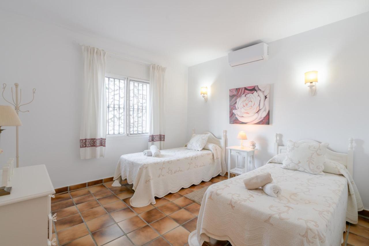 Cortijo La Rijana Villa Sayalonga Ngoại thất bức ảnh