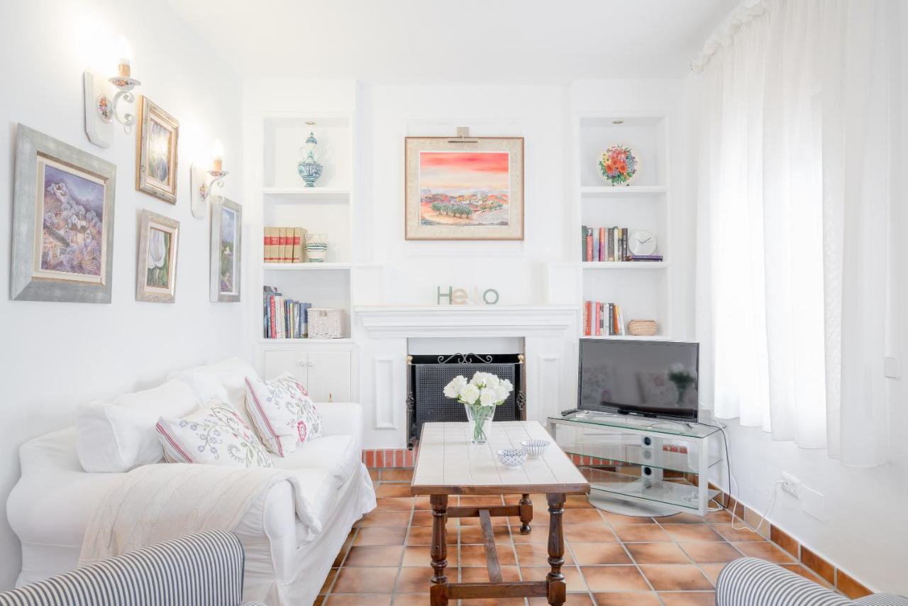 Cortijo La Rijana Villa Sayalonga Ngoại thất bức ảnh