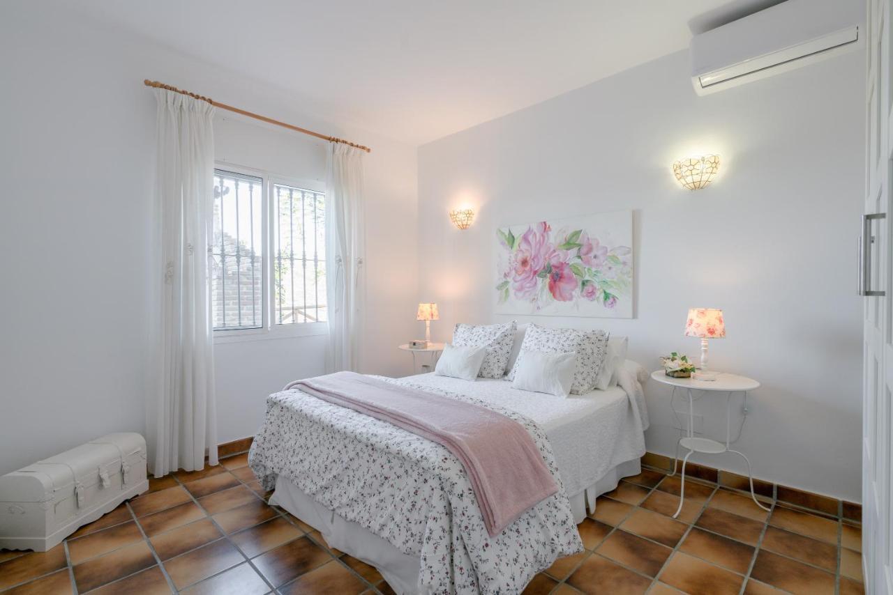 Cortijo La Rijana Villa Sayalonga Ngoại thất bức ảnh